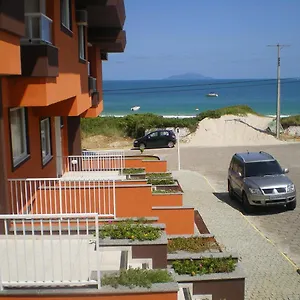 Apartamento De Quatro Ilhas A 50 Metros Do Mar, Bombinhas